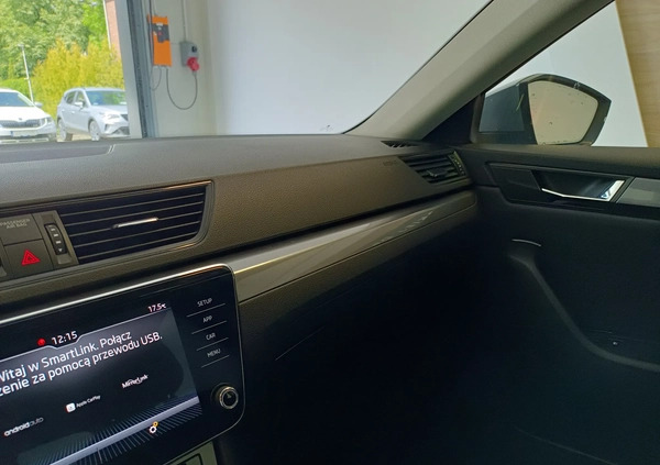 Skoda Superb cena 74900 przebieg: 149999, rok produkcji 2020 z Poznań małe 466